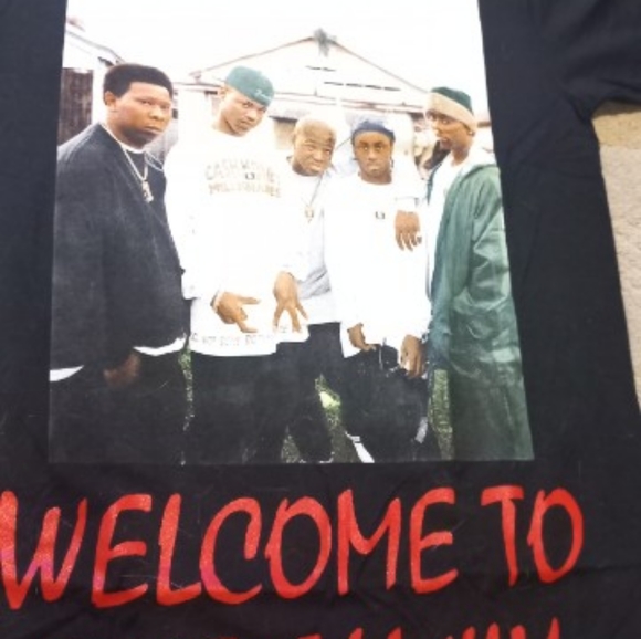 OVO Welcome to the Family Tee-Shirt - Picture 5 of 7